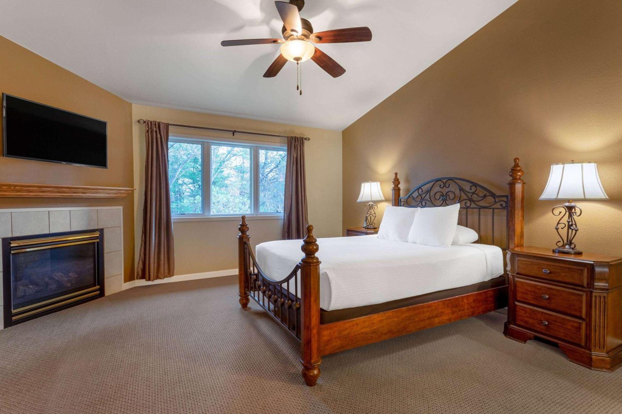 Tamarack Wisconsin Dells, A Ramada By Wyndham Hotel Lake Delton Exterior foto